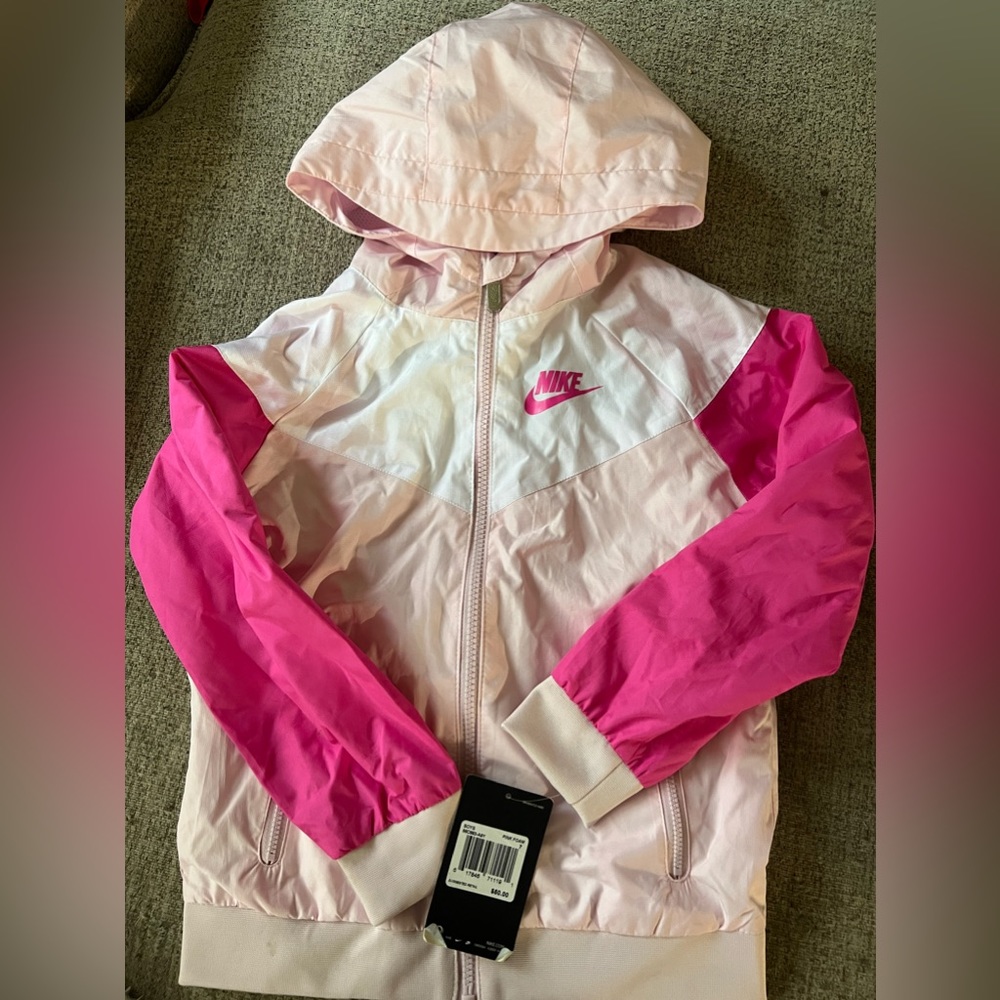 Size 7 girls pink Nike windbreaker BRAND NEW!